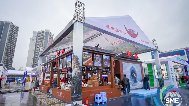卡布灯箱制作成本解析：影响价格的关键因素**